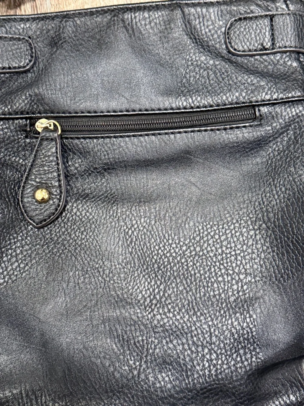 Tory Burch Black Pebbled Leather Crossbody Gold Logo